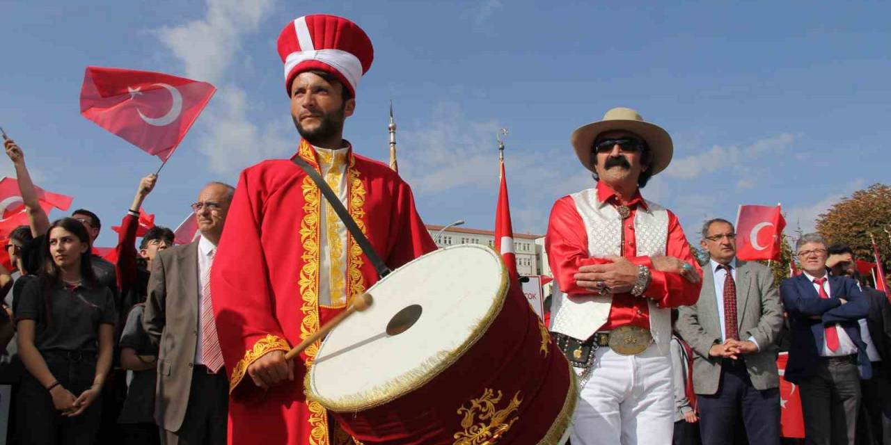 Çorum’da 100’üncü Yıl Coşkusu