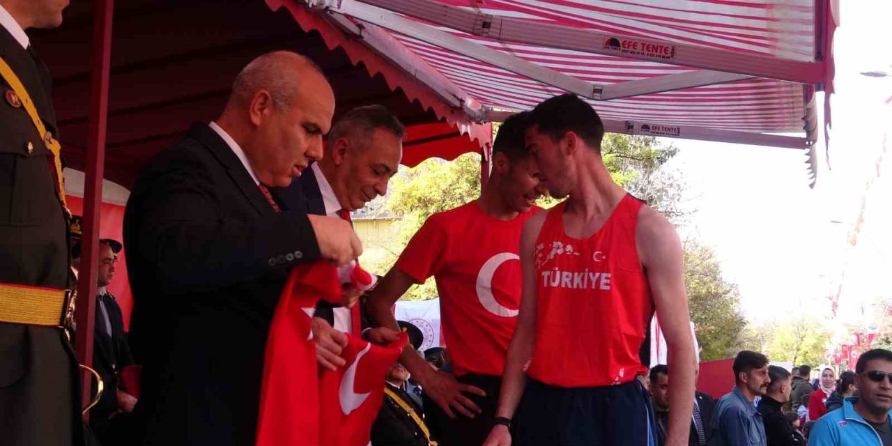 Ağrı’da Cumhuriyet Bayramı Büyük Coşkuyla Kutlandı