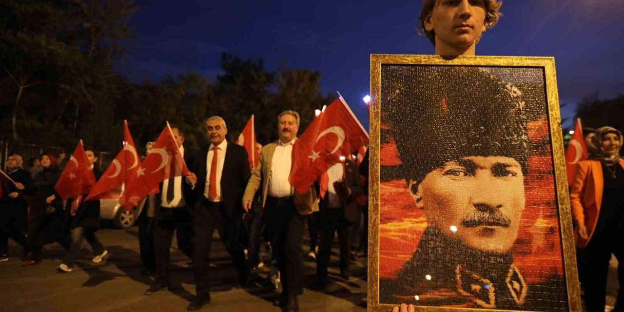 Melikgazi’de Coşkulu Fener Alayı Yürüyüşü