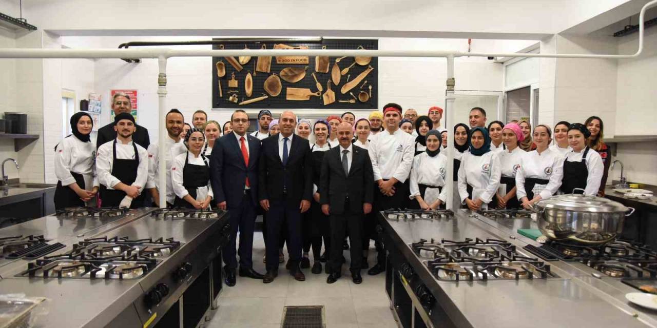 Cumhuriyet’in 100. Yılında Türk Mutfağı