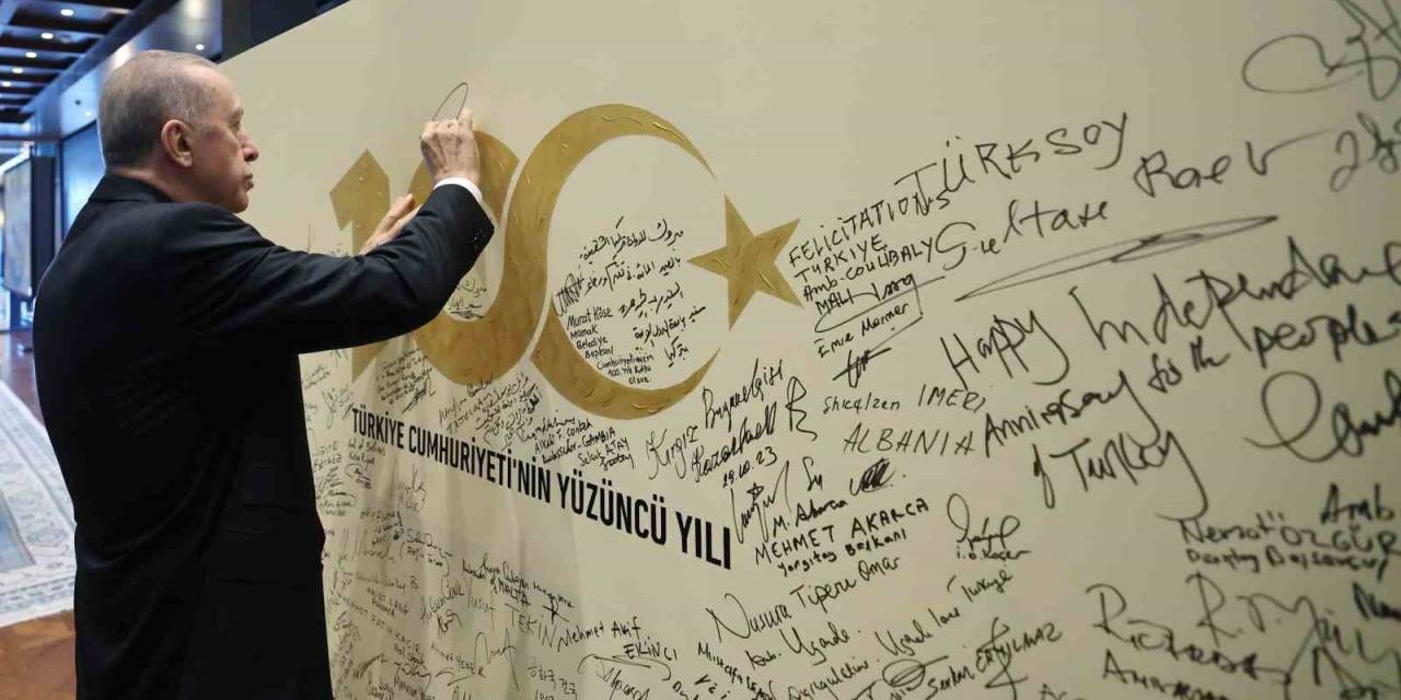 Cumhurbaşkanı Erdoğan, 29 Ekim Cumhuriyet Bayramı Tebriklerini Kabul Etti