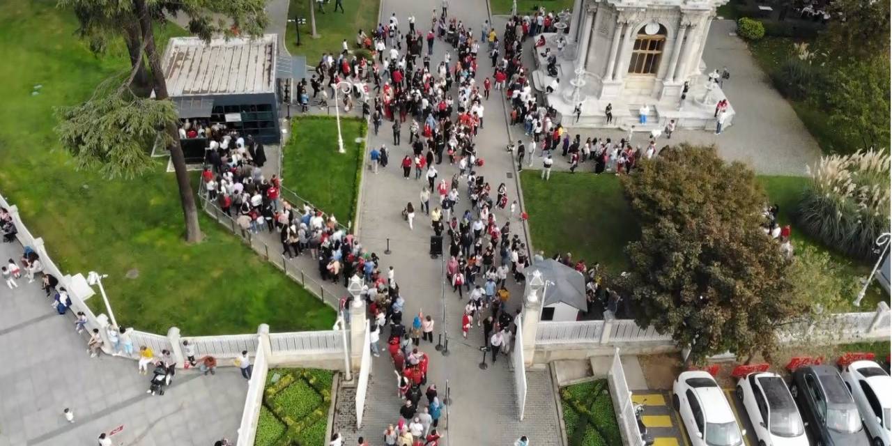 Dolmabahçe’de 100’üncü Yıl Coşkusu