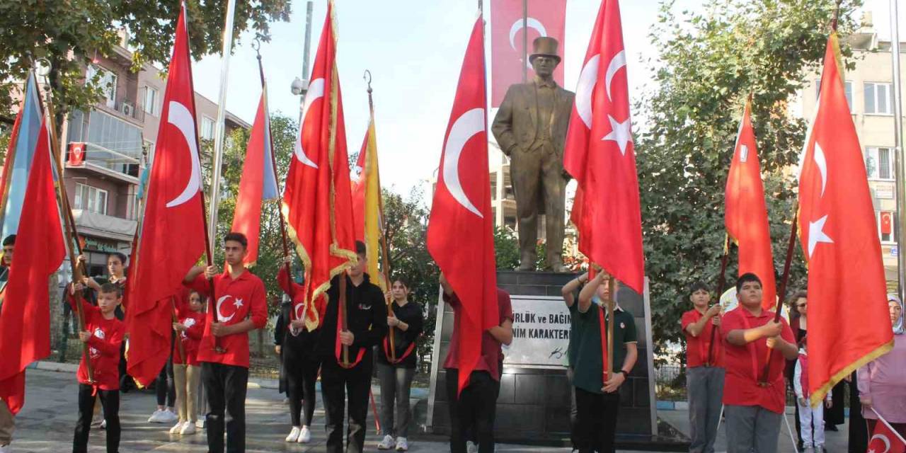 Manyas’ta Cumhuriyet Bayramı Törenlerle Kutlandı