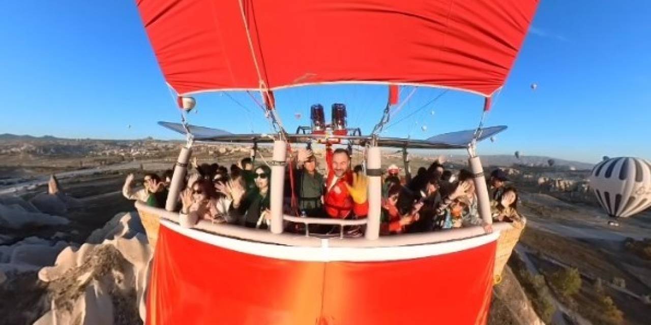 Cumhuriyetin 100. Yılını Yerli Balonla Havada Kutladılar