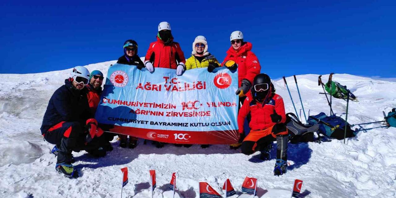 Ağrı Dağı’nda Cumhuriyet Coşkusu
