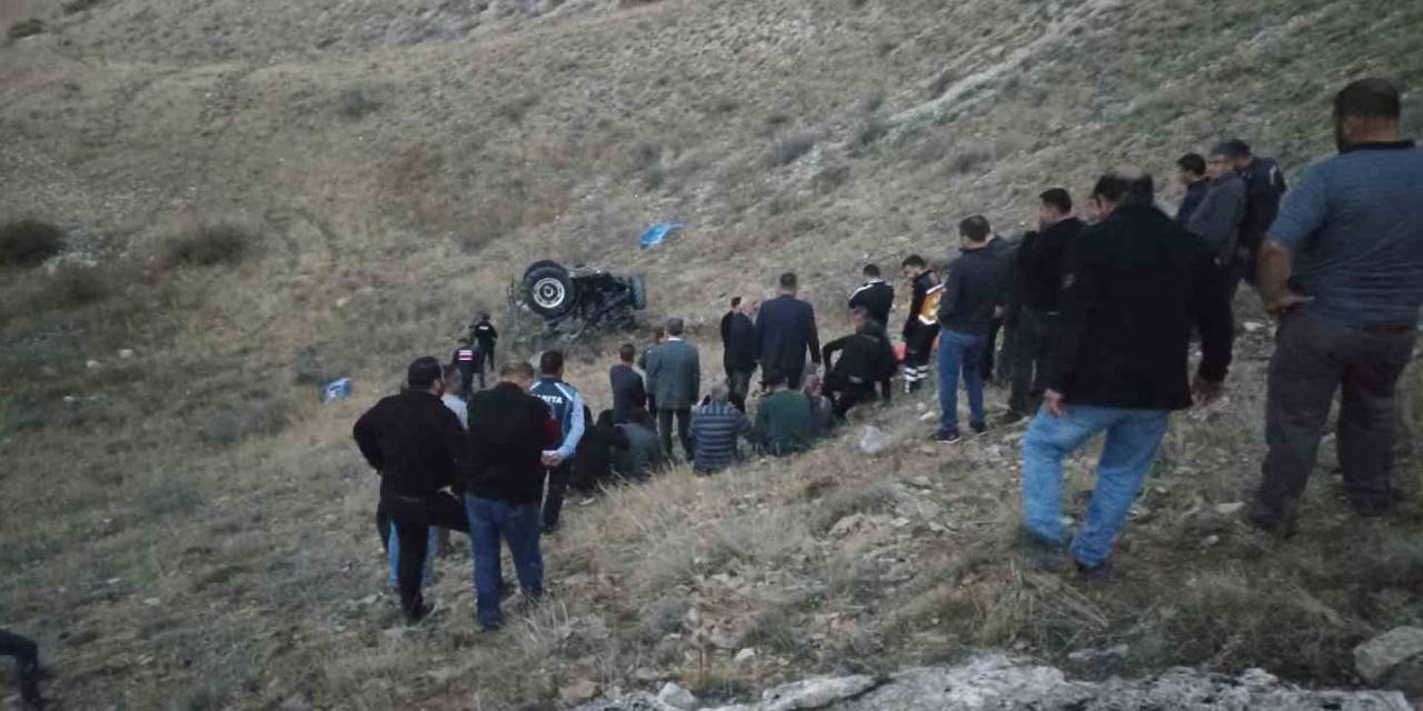 Sivas’ta Traktör 400 Metrelik Uçurumdan Uçtu: 1 Ölü