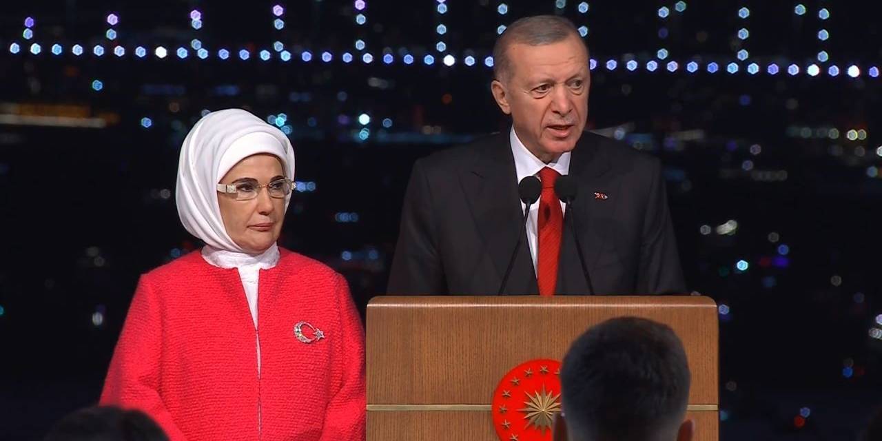 Cumhurbaşkanı Erdoğan: "29 Ekim 1923 Yılında İlan Ettiğimiz Cumhuriyetimiz İlk Asrını Tamamlayıp Adına Türkiye Yüzyılı Dediğimiz İkinci Yüzyılına Yelken Açıyor"