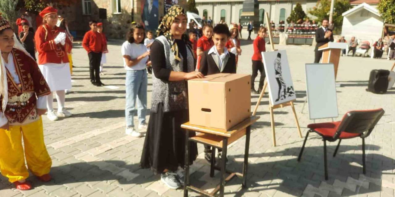 Cumhuriyet’in 100. Yılı Evren İlçesinde Kutlandı