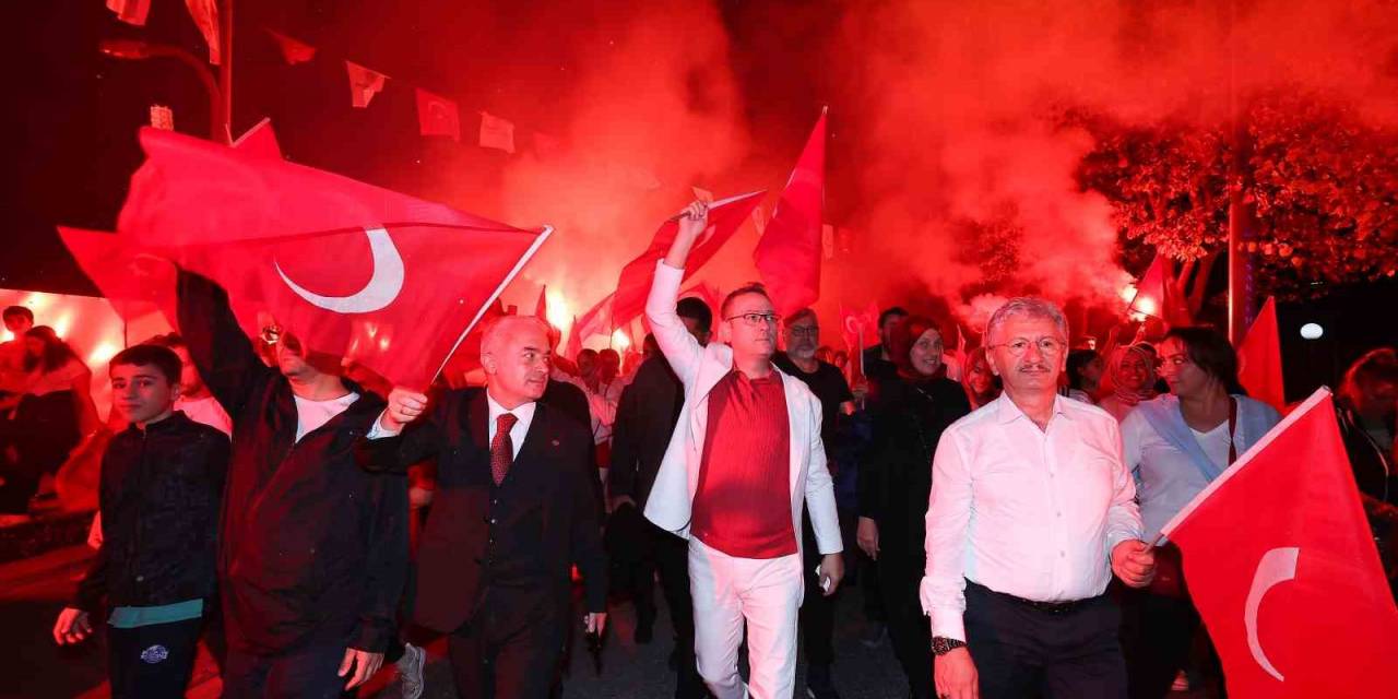Başakşehir’de Cumhuriyet’in 100. Yılı Coşkuyla Kutlandı
