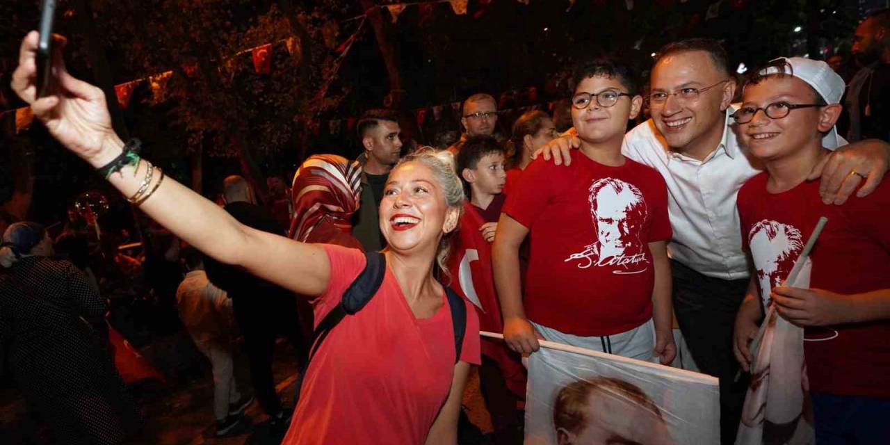 Beylikdüzülü Vatandaşlar 100. Yıl İçin Yürüdü