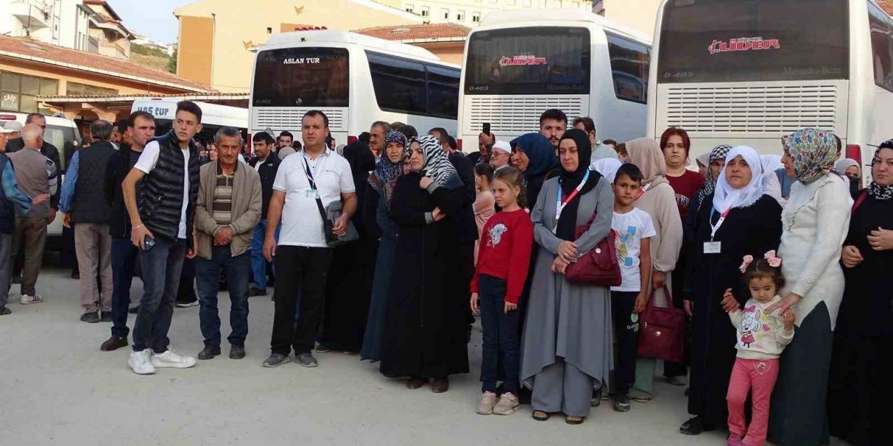 Emet’te 40 Kişilik Umre Kafilesi Kutsal Topraklara Uğurlandı