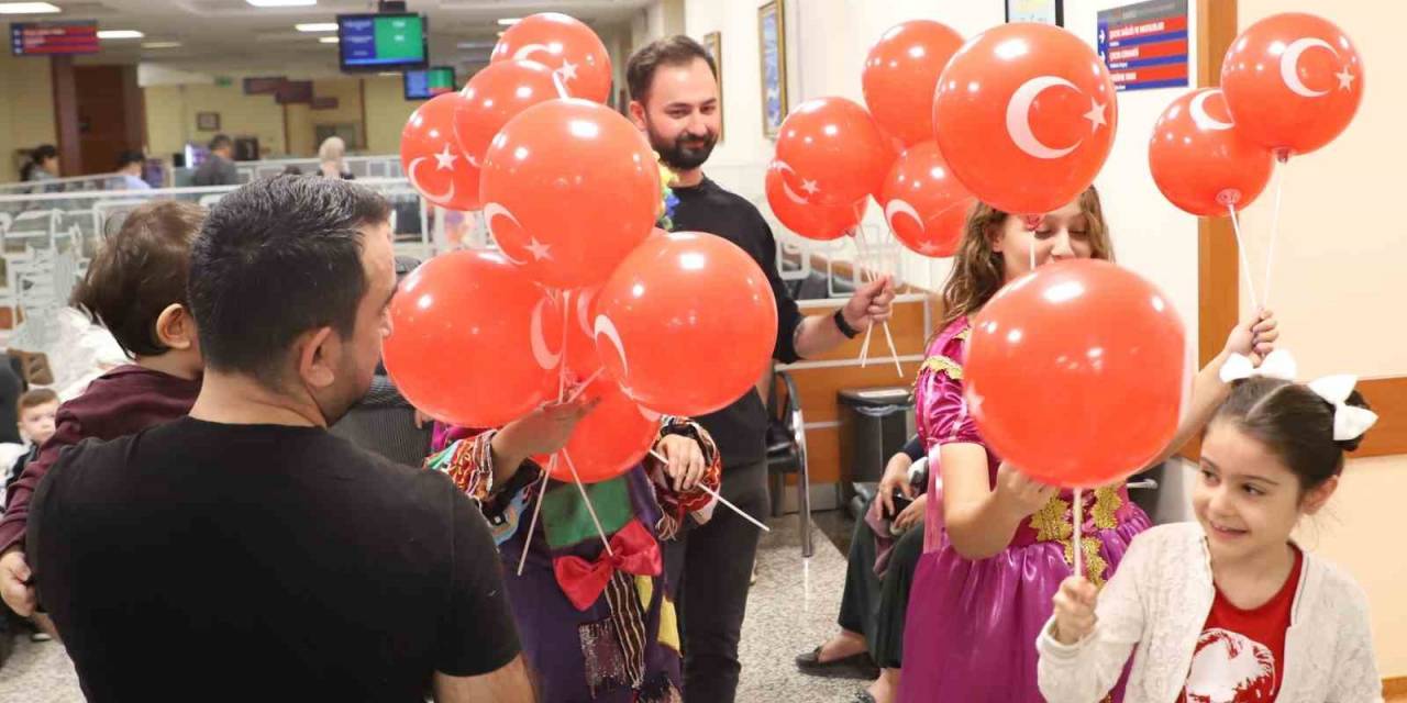 Sanko Üniversitesi Hastanesi’nde Cumhuriyet’in İlanının 100’üncü Yılı Kutlandı