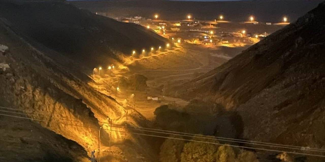 Çıldır - Yıldırımtepe Oylu Işıklandırıldı