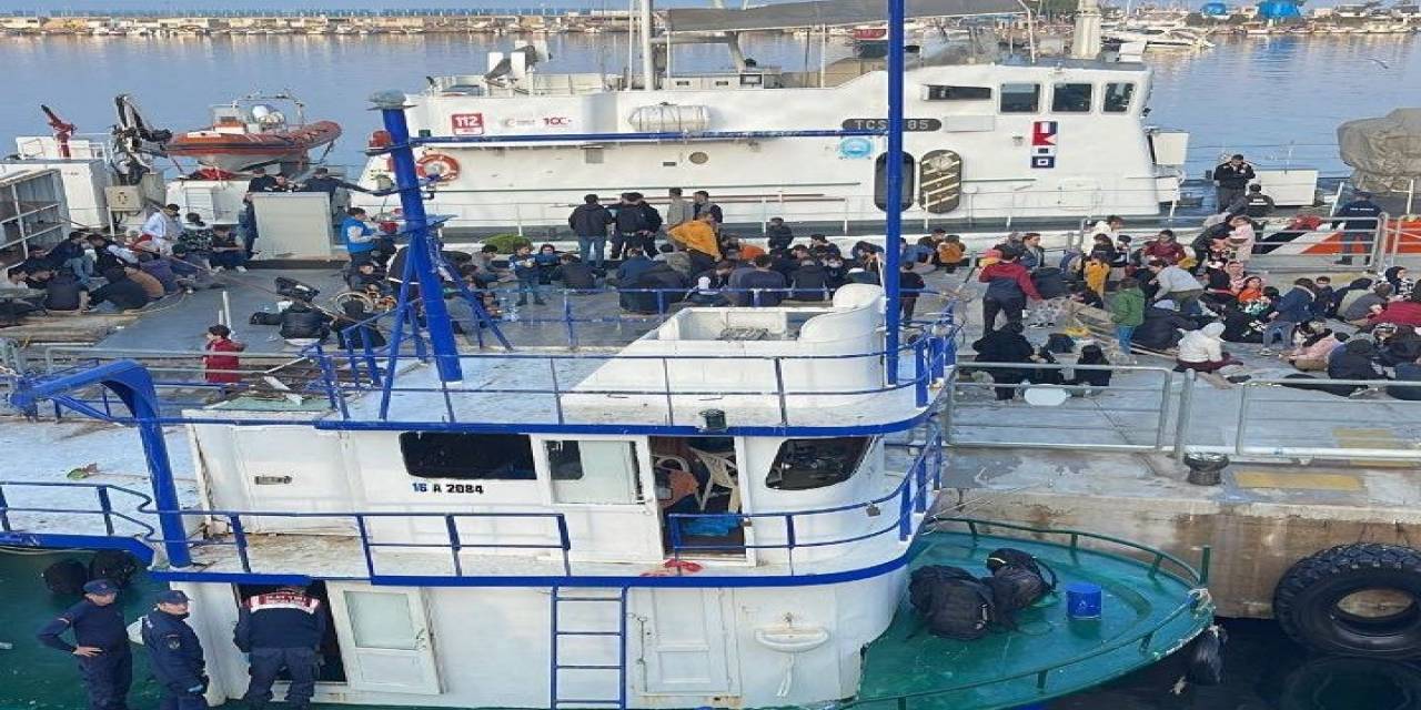 Erdek Açıklarında 120 Mülteci Yakalandı