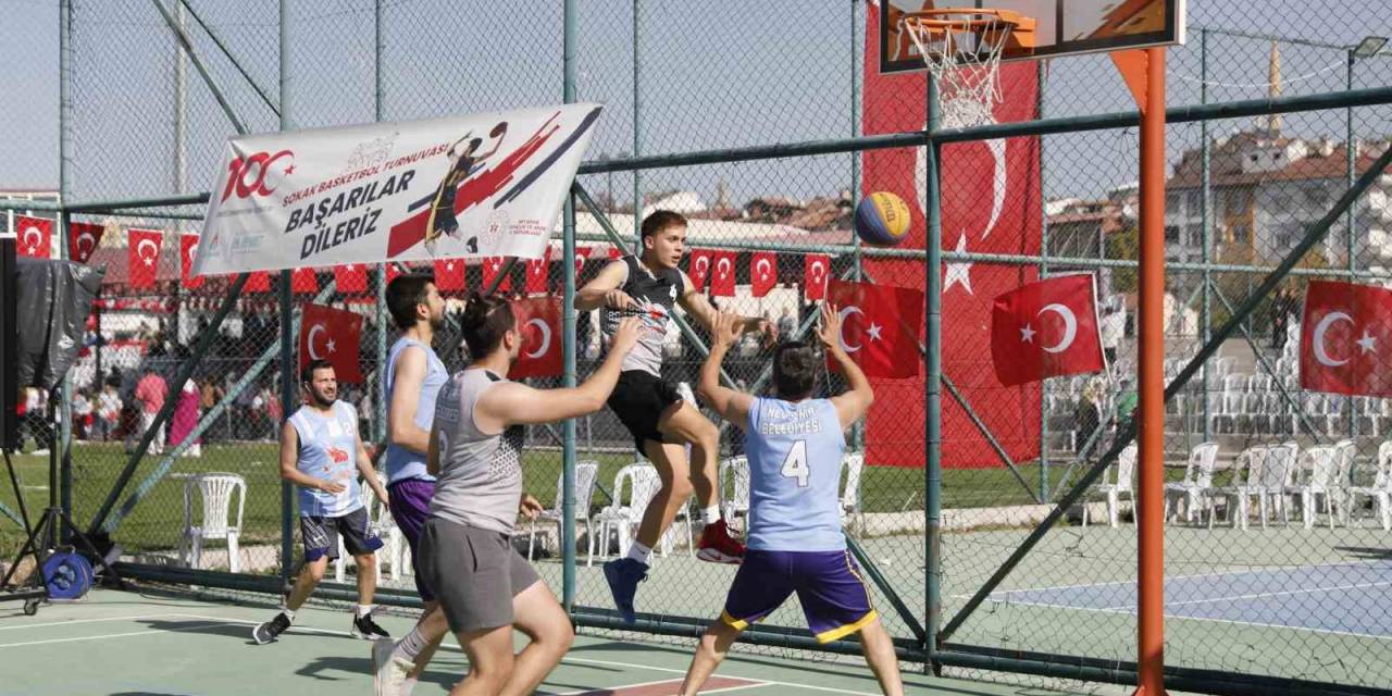 3x3 Sokak Basketbol Turnuvası Sona Erdi