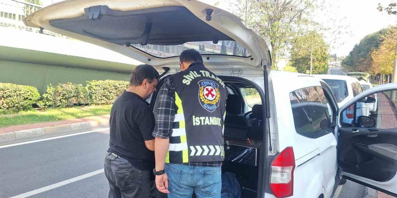 Fatih’te Yayalara Yol Vermeyen Sürücülere Ceza Yağdı