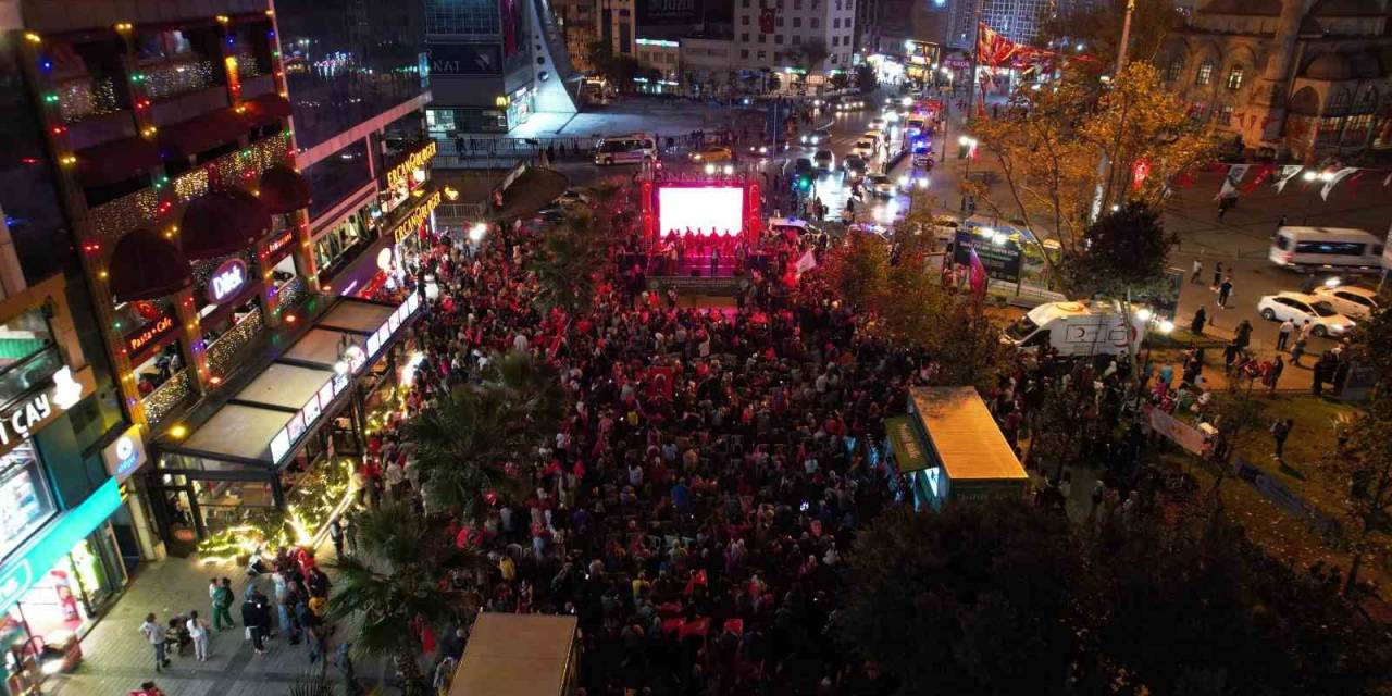 Cumhuriyetin 100’üncü Yılı Gaziosmanpaşa’da Coşkuyla Kutlandı