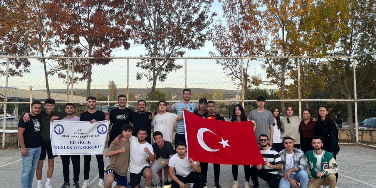 Hisarcık Myo’da 100. Yıl Spor Turnuvası