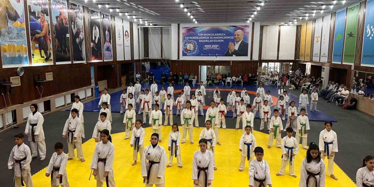 72 Karateci Kuşak Atladı