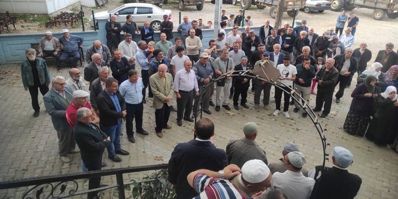 Simav’da 10 Umreci Kutsal Topraklara Uğurlandı