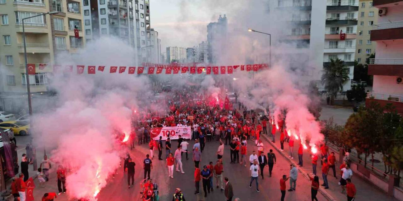 Mezitli’de 100. Yıl Coşkusu Cadde Ve Sokaklara Sığmadı