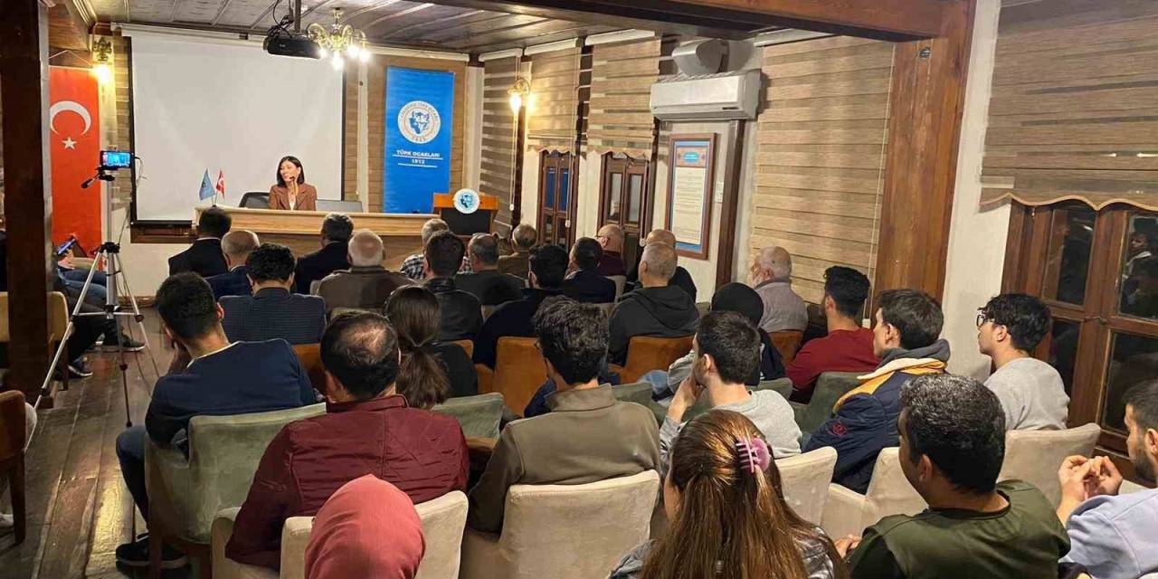 Türk Ocakları Haftalık Toplantısında ‘Kırım’ın İşgali Ve Rusya - Ukrayna Savaşı’nın Etkileri’ Konuşuldu