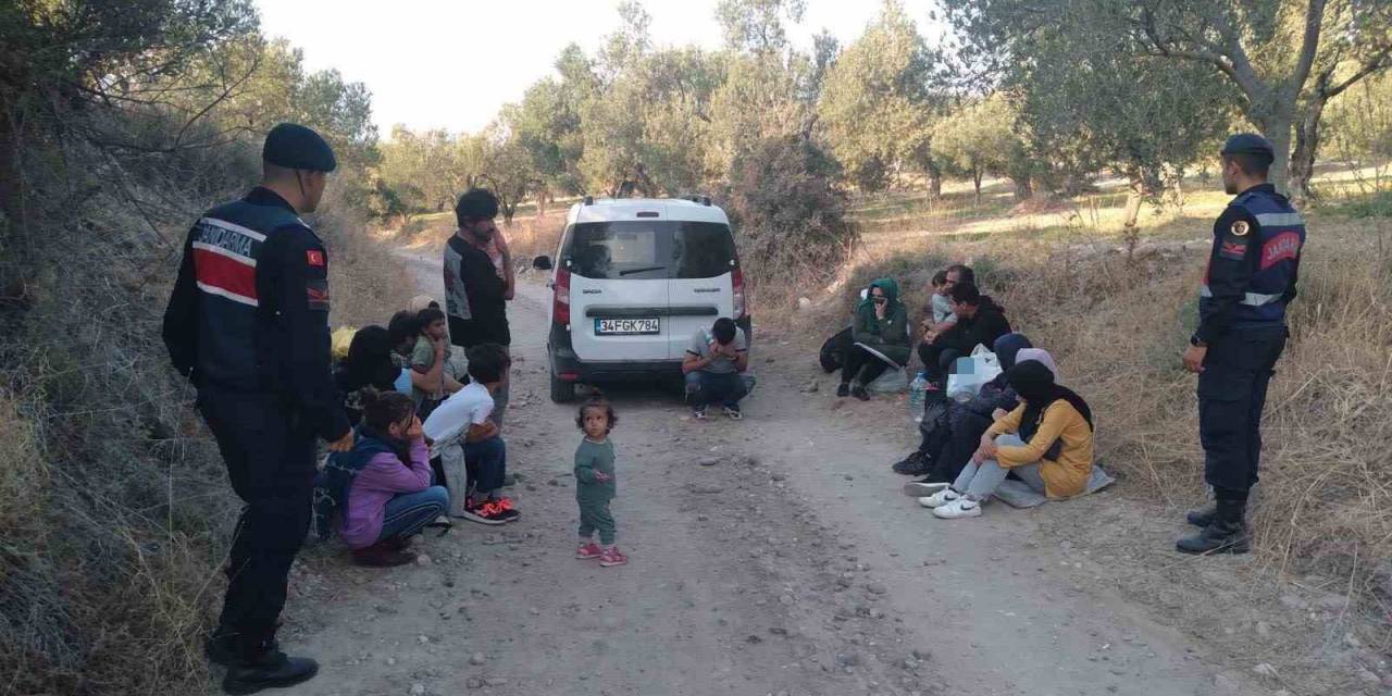 Ayvacık’ta 16 Kaçak Göçmen İle 2 Organizatör Yakalandı