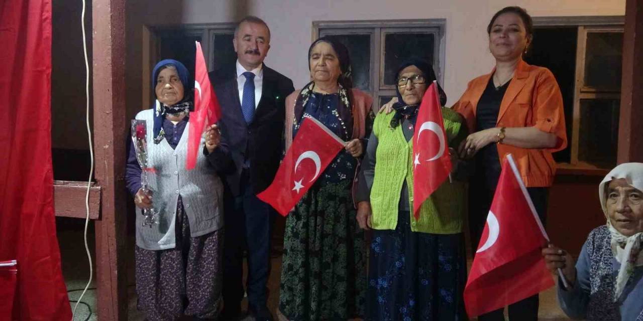 Çocuksuz 100. Yılı Kutlayan Köye Çocuklar Akın Etti