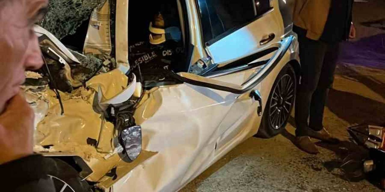 Silivri’de Beton Mikseri İle Otomobil Çarpıştı: 1 Yaralı