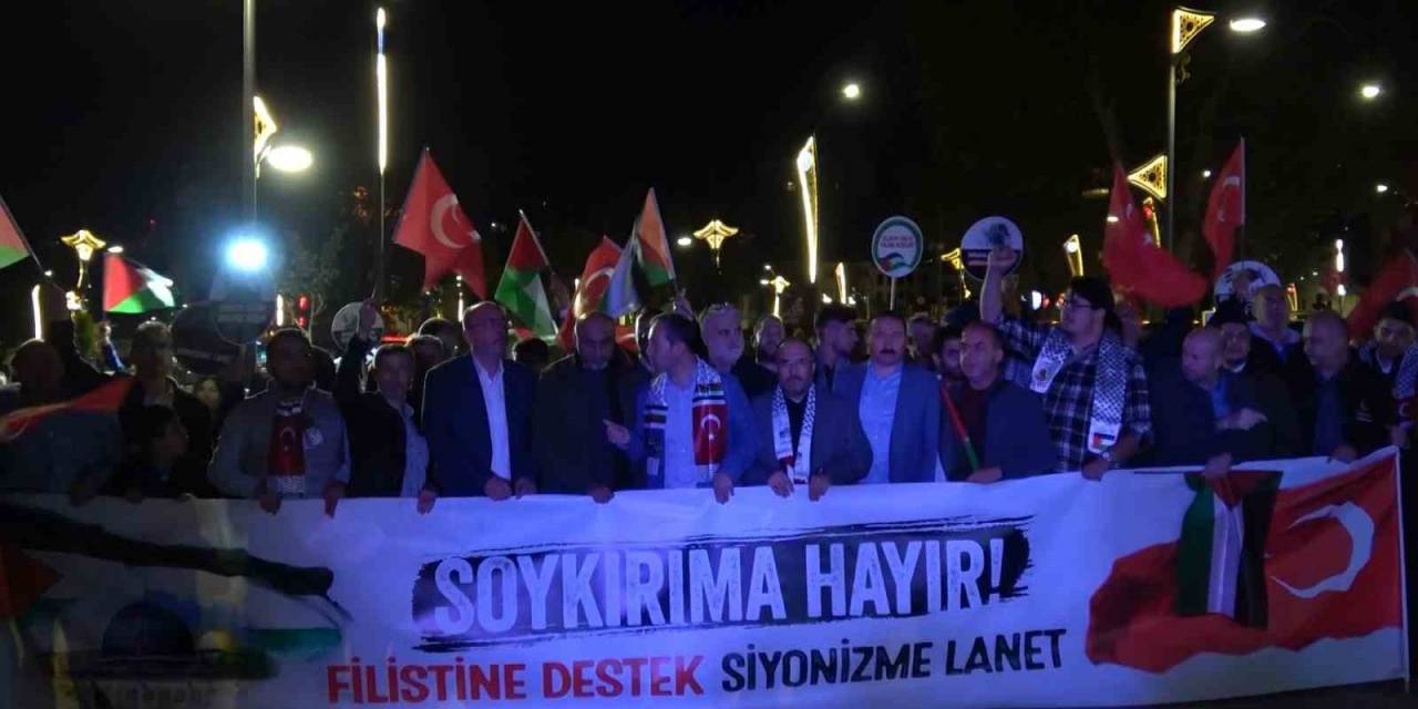 Kütahya’da ’filistin’e Destek Siyonizme Lanet’ Mitingi