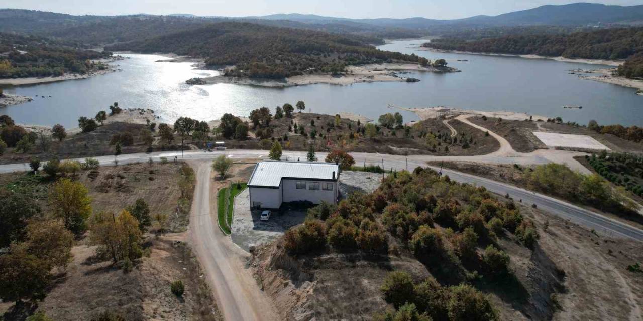 Büyükorhan’a Manzaralı Sosyal Tesis