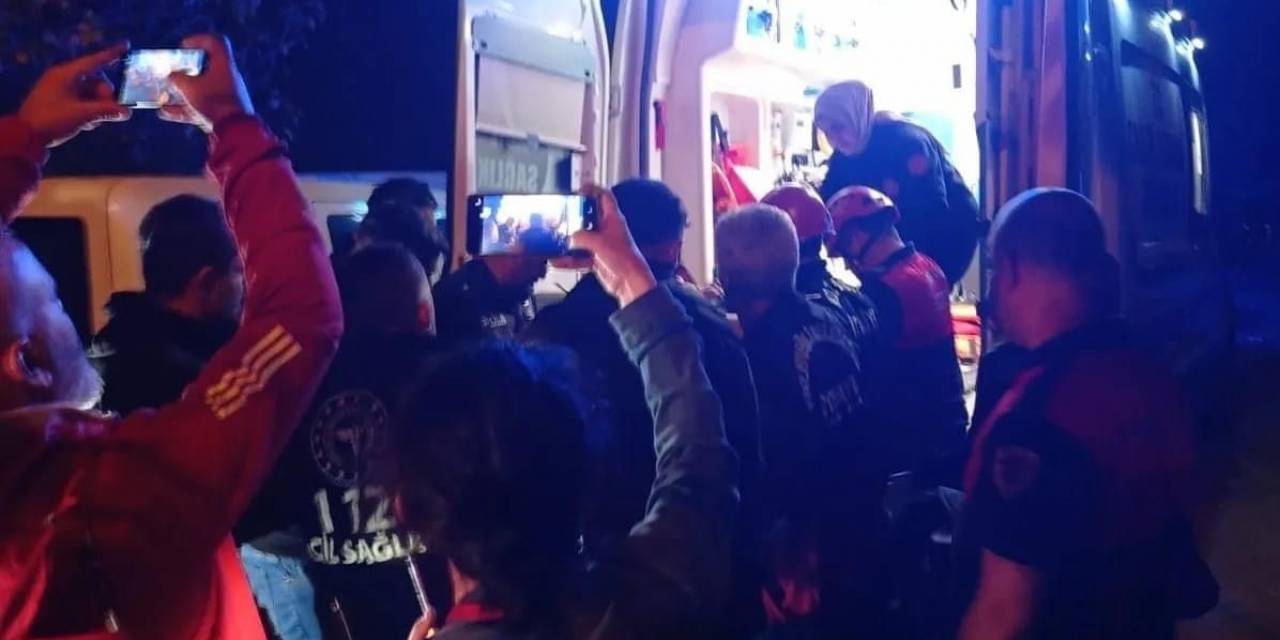 Kaybolan Anne Ve Kızı Ormanda Bulundu