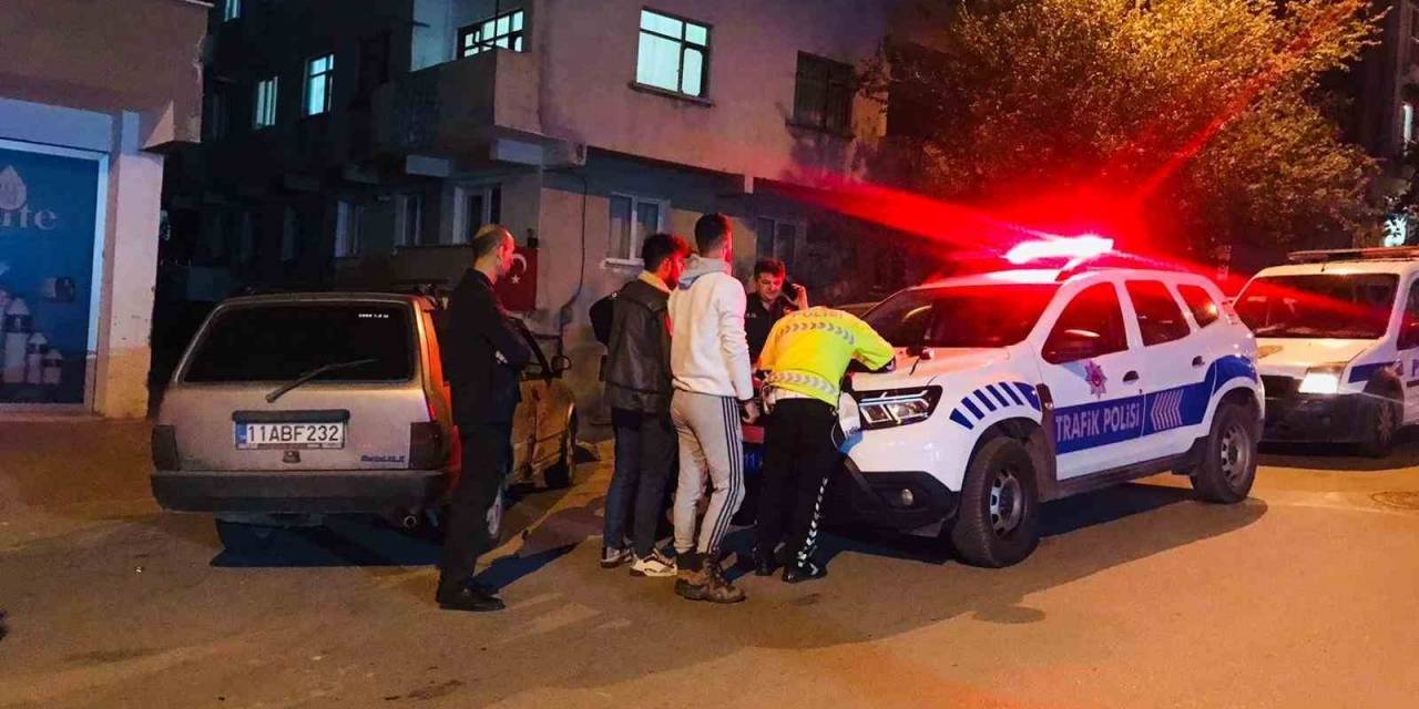 Bilecik’te Meydana Gelen Trafik Kazasında 2 Kişi Yaralandı