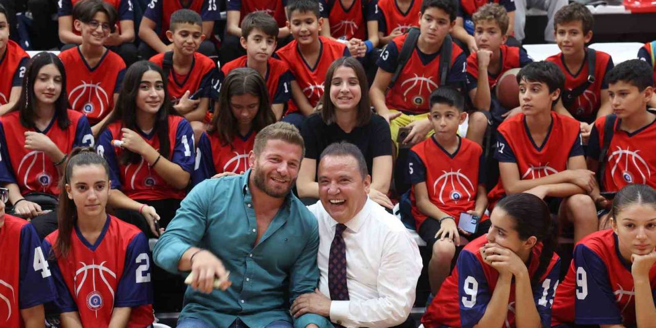 100. Yıl Sedir Spor Kompleksi Faaliyete Girdi