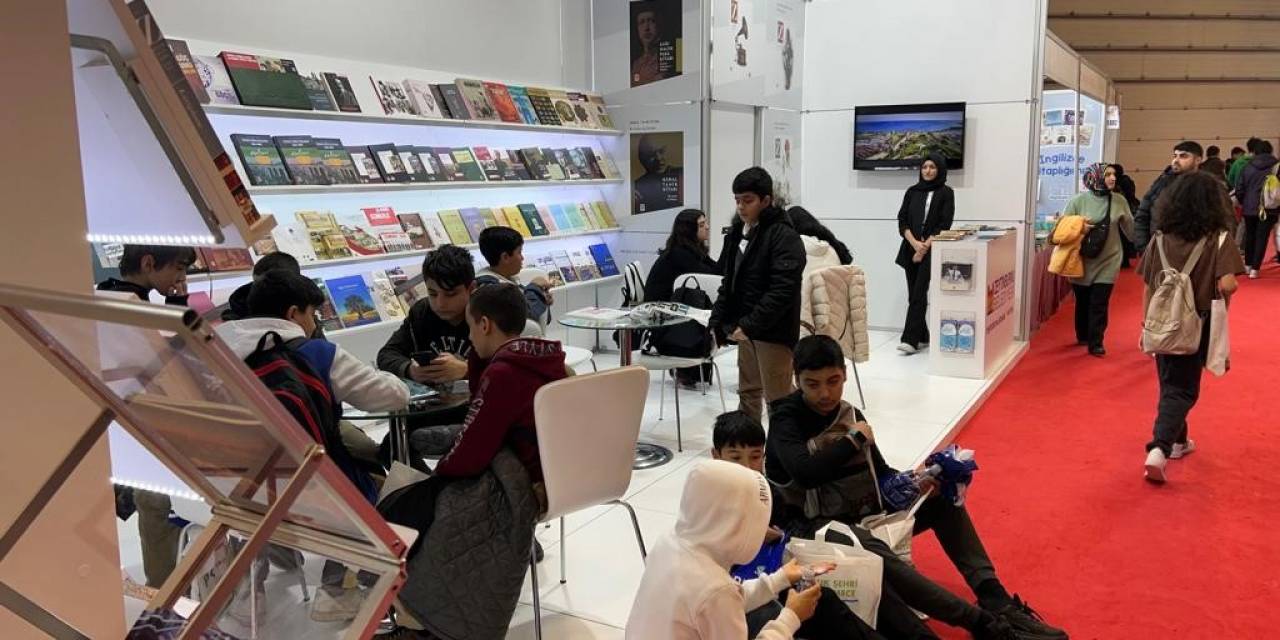 Zeytinburnu Kültür Yayınları 146 Eserle Tüyap Kitap Fuarı’nda