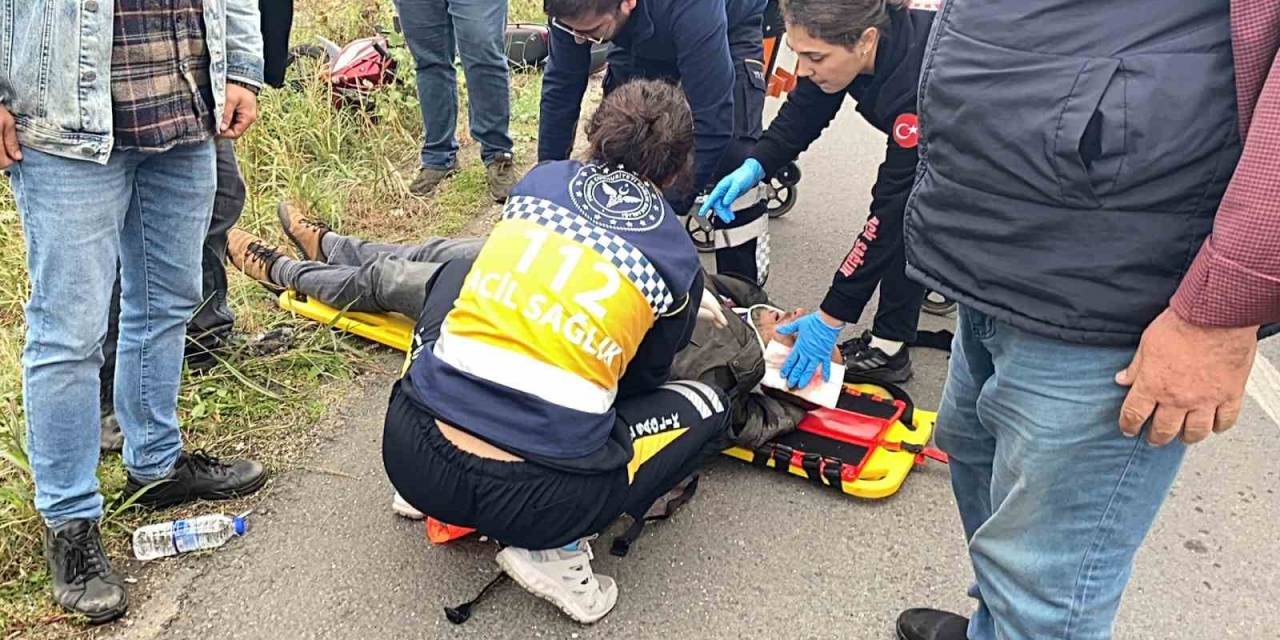 Uzunköprü’de Tır Motosiklete Çarptı: 1 Yaralı