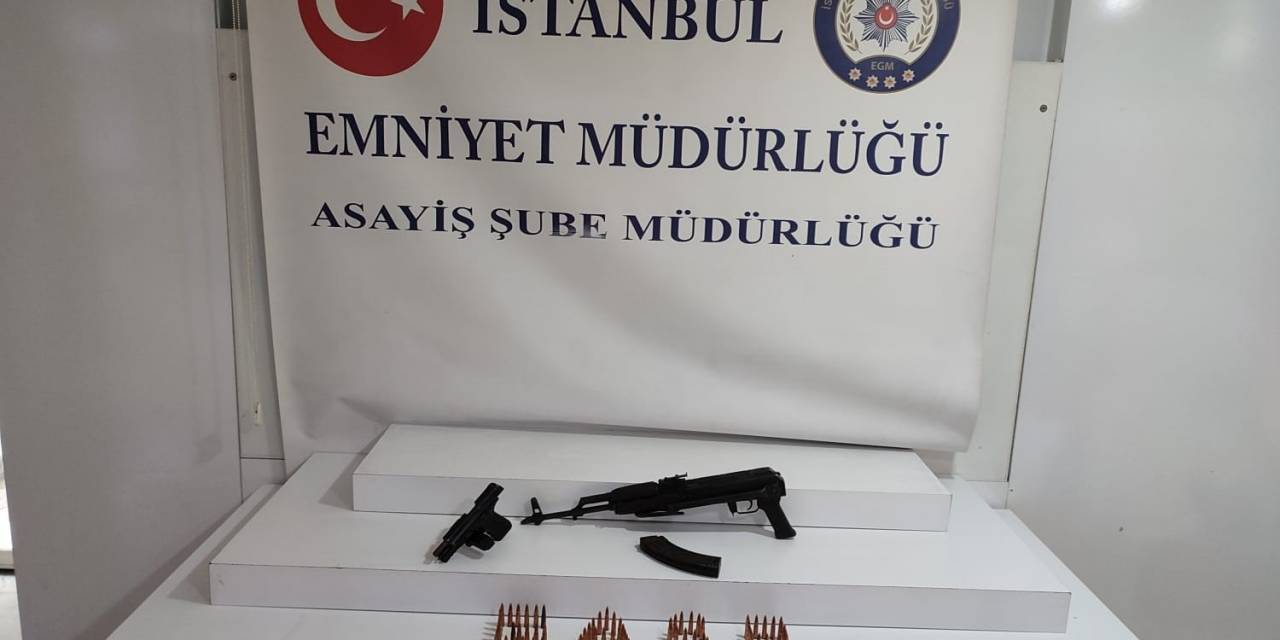 Maskeli Saldırganlar Restorana Ateş Açtı: O Anlar Kamerada
