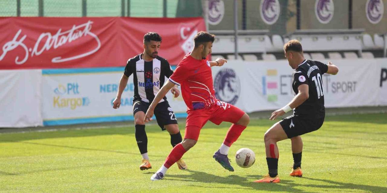 Ziraat Türkiye Kupası: Ankara Keçiörengücü: 4 - Burhaniye Belediyespor: 2