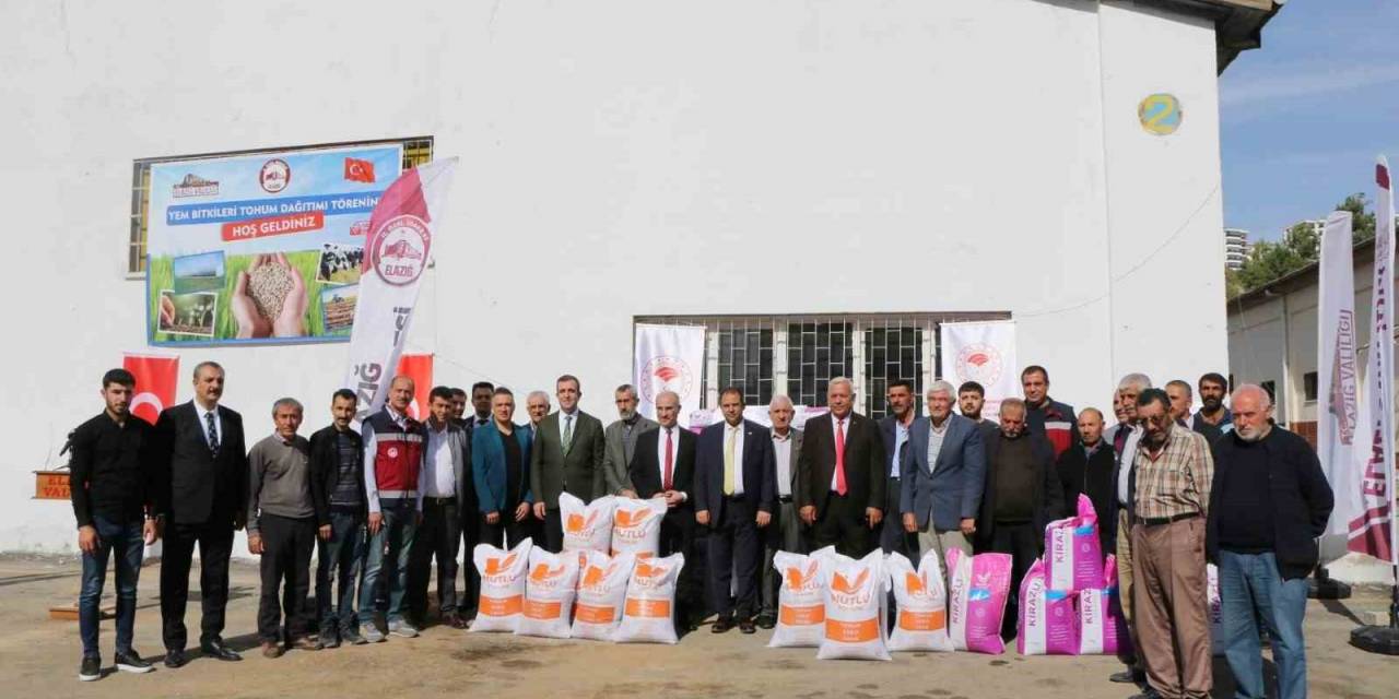 Elazığ’da Bin 250 Çiftçiye 1.8 Milyon Liralık Yem Bitkisi Dağıtıldı