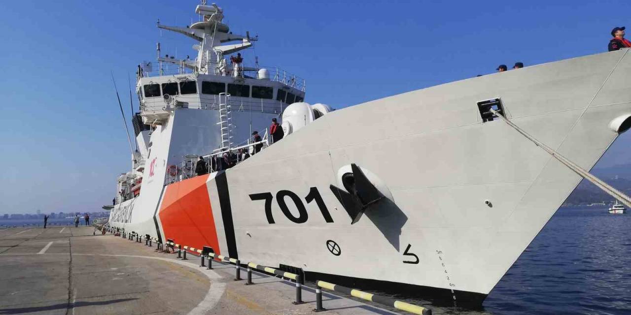 Tcsg Dost Gemisi’nden İzmir Körfezi’nde Nefes Kesen Arama Kurtarma Tatbikatı