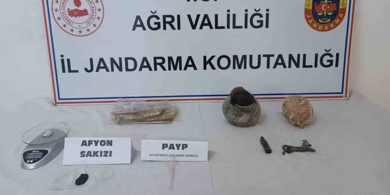 Ağrı’da Tarihi Eser Ve Uyuşturucu Operasyonu