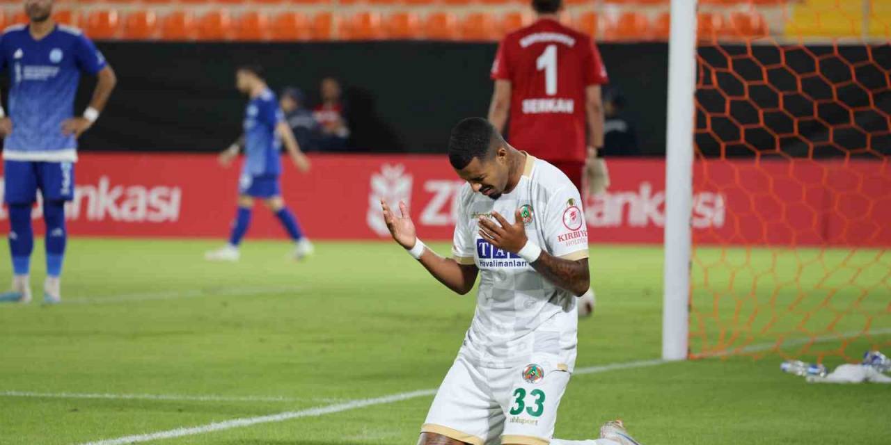 Corendon Alanyaspor Kupada 4. Tura Yükseldi