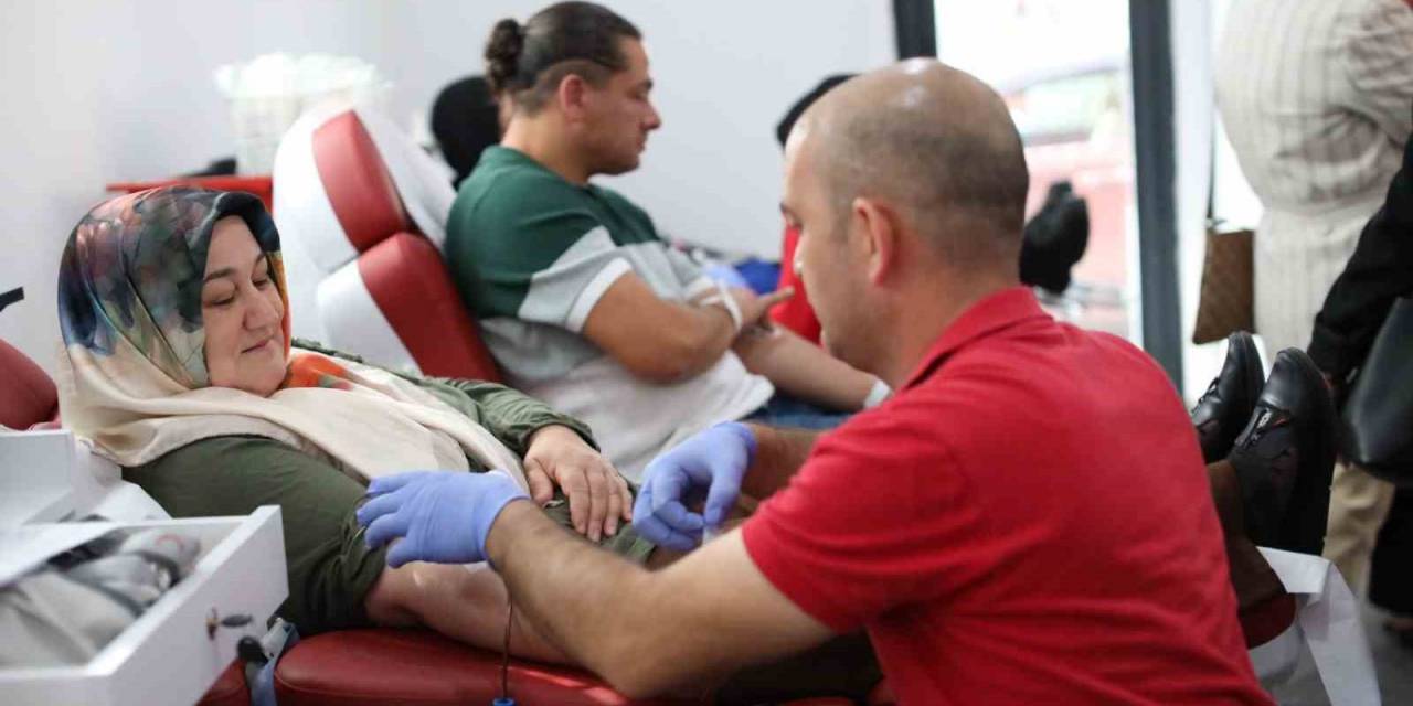 Sakaryalılardan "100. Yıl" Kan Bağışı