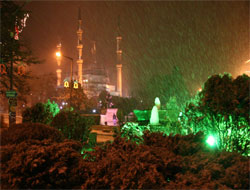 Edirne'de yoğun kar yağışı başladı