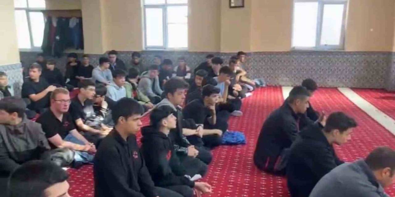 Şehitler İçin Hatim Okundu