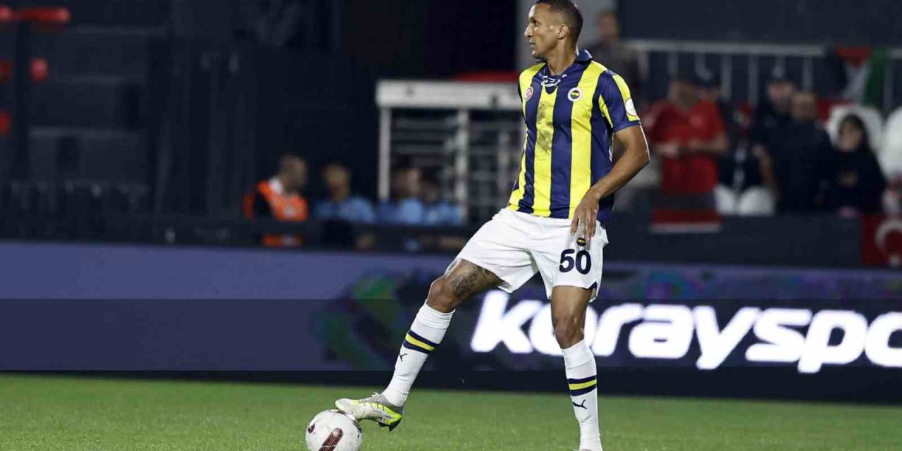 Fenerbahçe’de Stoper Belirsizliği