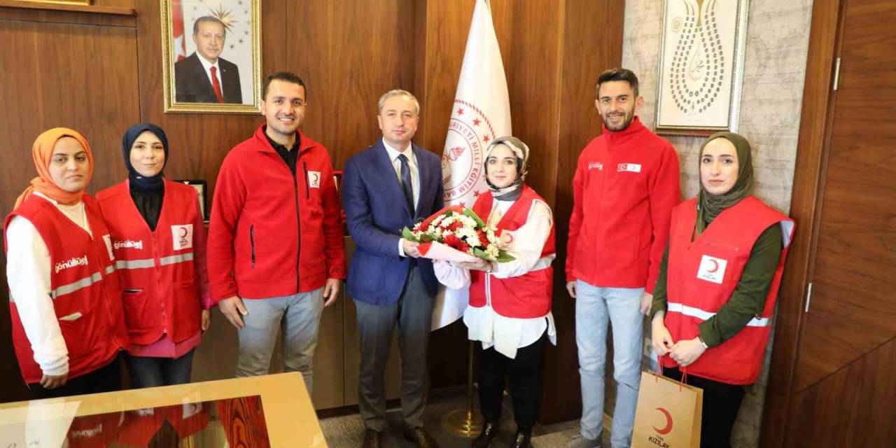 Kızılay Ağrı Şube Başkanı Tatlı, Milli Eğitim Müdürü’ Kökrek’i Ziyaret Etti