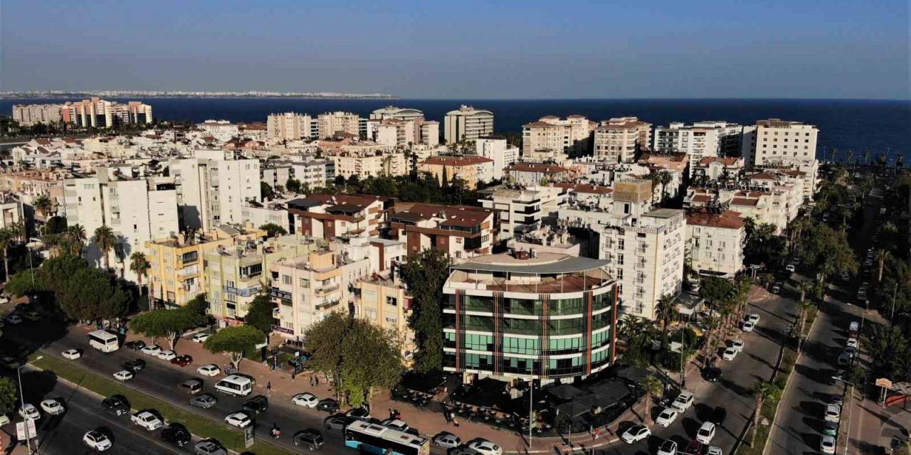 Antalya’ya Rusya-ukrayna Savaşı Sonrası Yaşanan Göç Durdu, Fahiş Kira Balonu Patladı