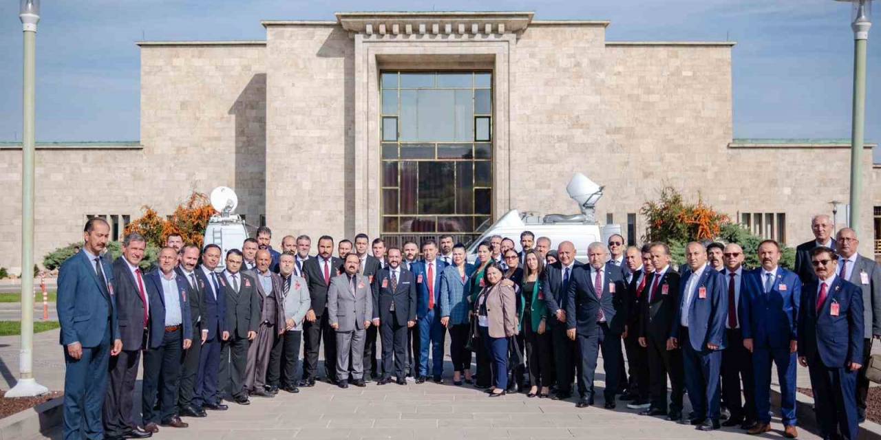 Denizli Mhp’den Ankara Çıkartması