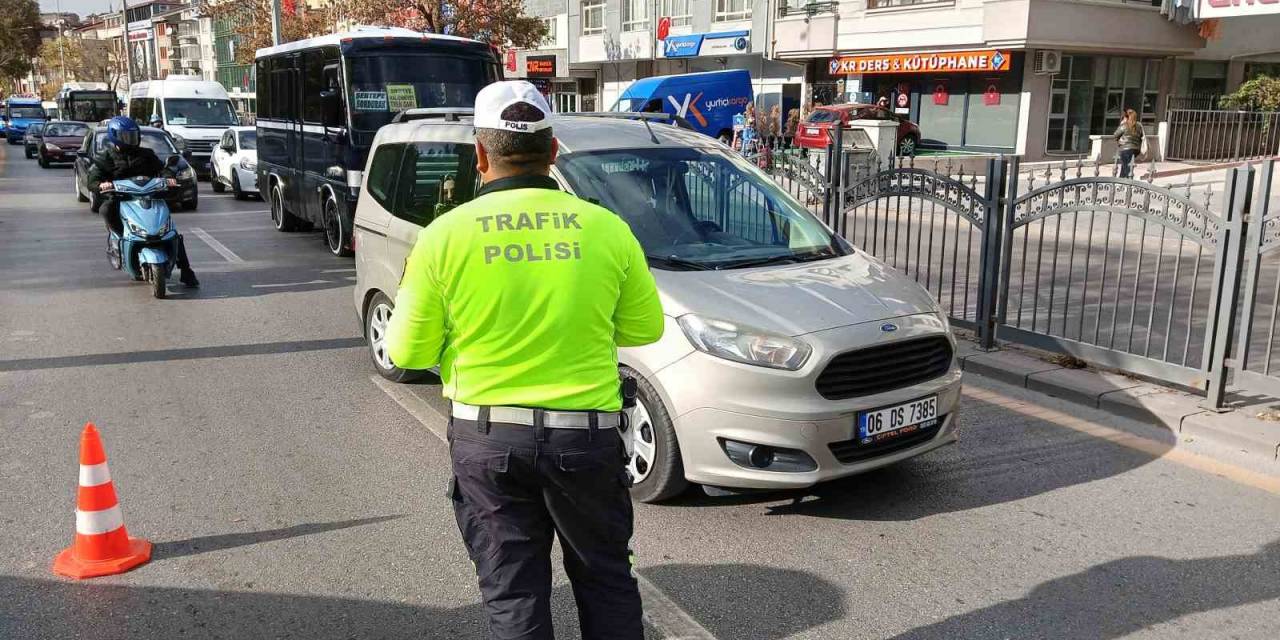 Başkent’te Okul Çevrelerinde Sıkı Denetim